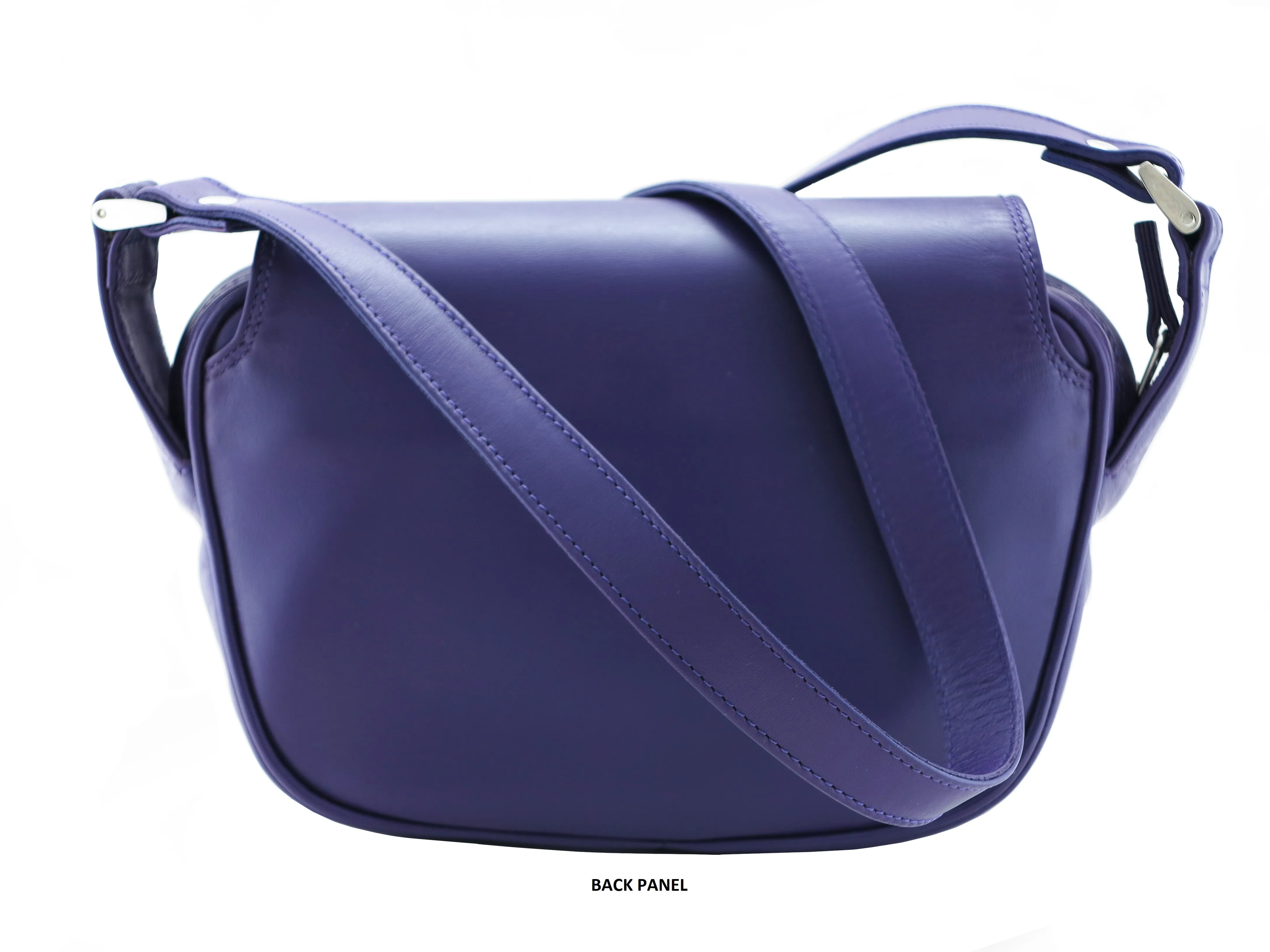 WINA LK The Must- A minimalist with a lock and key (Small bag across the body)