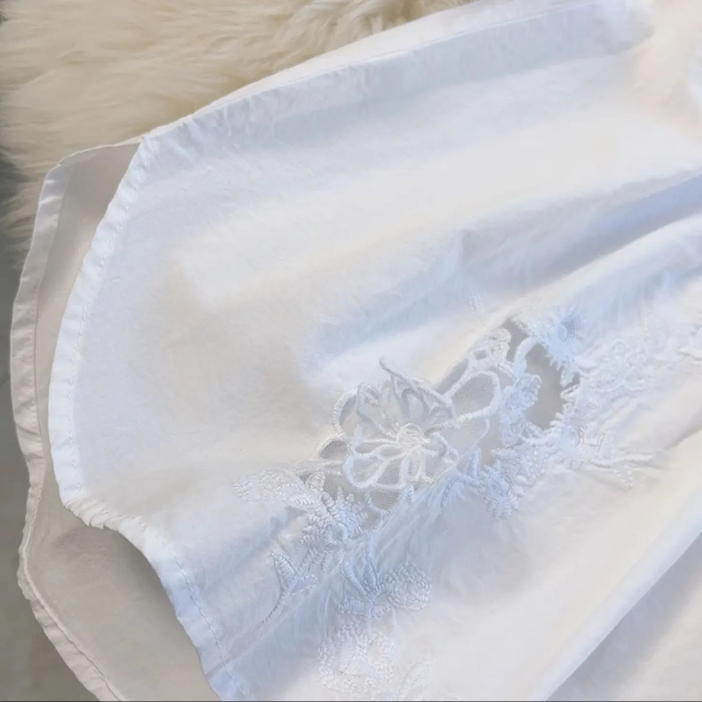 Women Vintage Embroidered Cotton Sleeveless Layered Vest Blouse